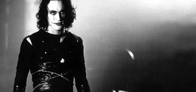 五部拍摄中演员离世的电影：银幕上的镜头，成了生命最后一格 相关图片