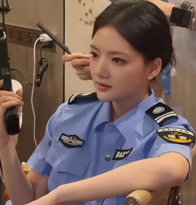 《黑夜告白》5月1日上映，潘粤明王鹤棣演绎跨代刑警追凶 细节速览