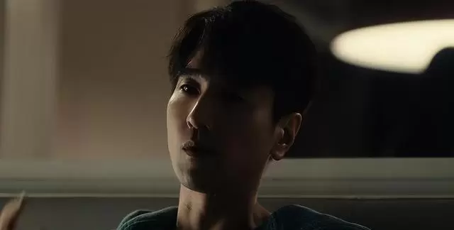 赵又廷张超《爱情没有神话》同框飙戏打破颜值依赖惯性 情报图